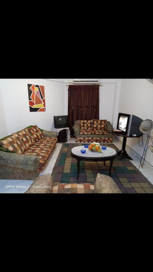 Cozy Sunny Ground Chalet With Terrace-ras Sudr